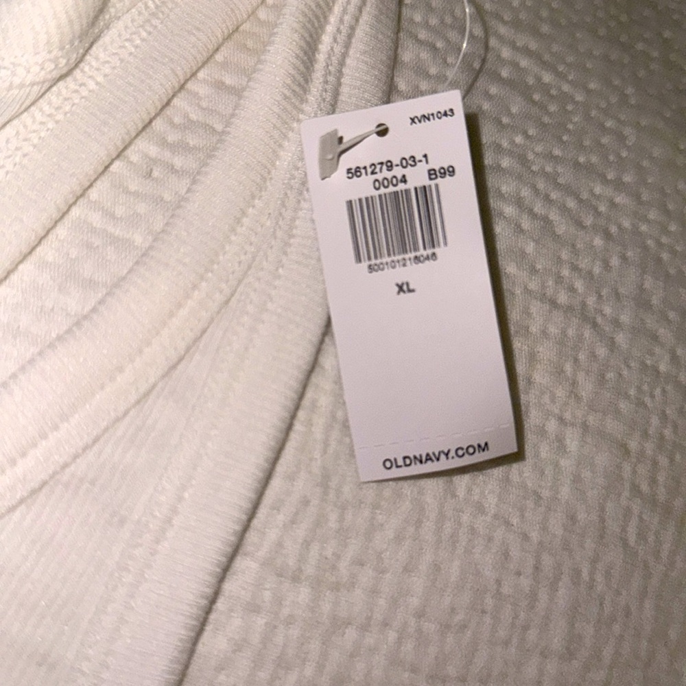 NWT Old Navy White Racerback Tank Top, Size XL - Picture 3 of 5